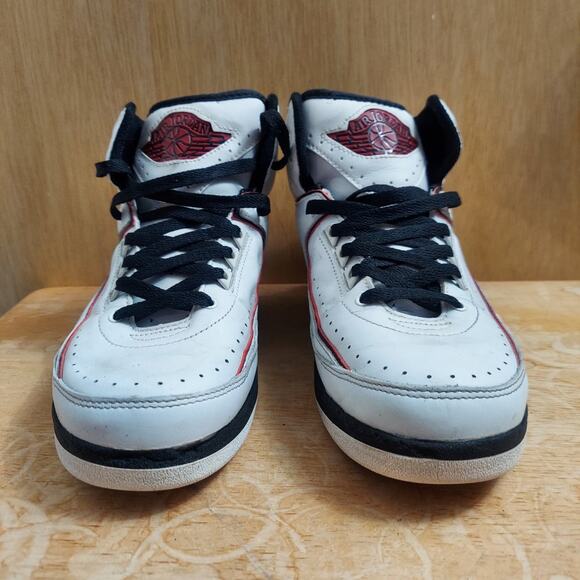 Air Jordan 2 Retro 2004 Chicago 308308-161 Men's US 8.5 White Basketball Shoes - Picture 4 of 9